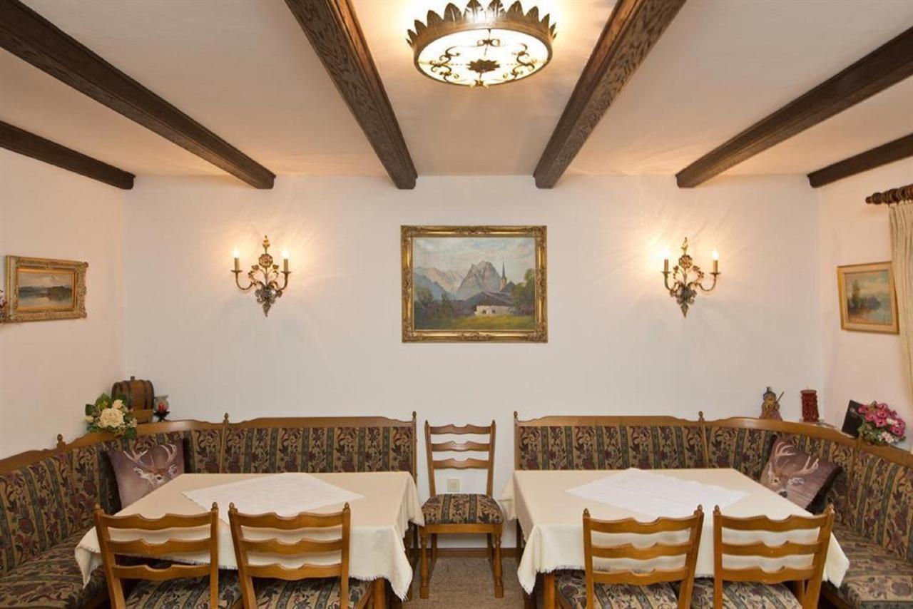 Gaestehaus Loedermann Garmisch-Partenkirchen Dış mekan fotoğraf