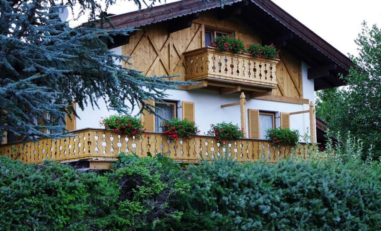 Gaestehaus Loedermann Garmisch-Partenkirchen Dış mekan fotoğraf