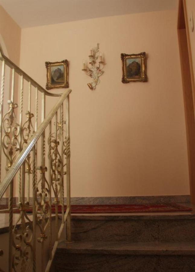Gaestehaus Loedermann Garmisch-Partenkirchen Dış mekan fotoğraf