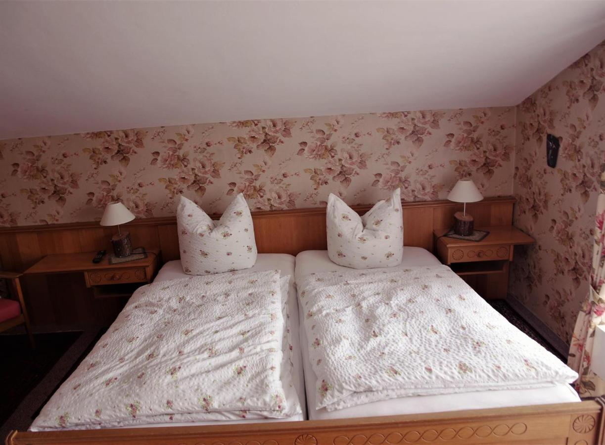 Gaestehaus Loedermann Garmisch-Partenkirchen Dış mekan fotoğraf